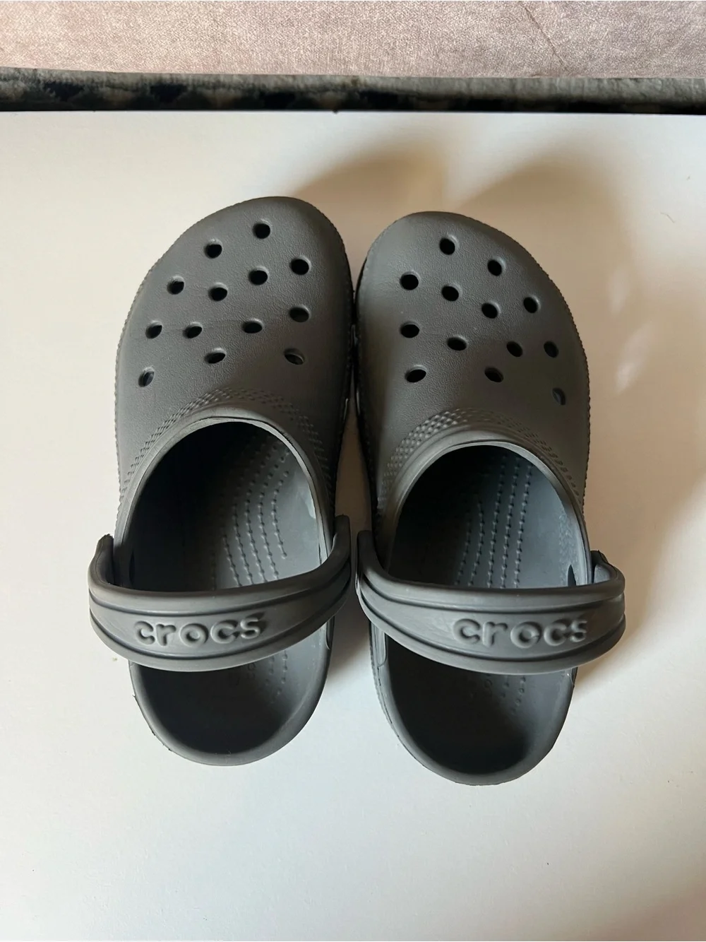 CROCS Kids Classic Clog in Gray